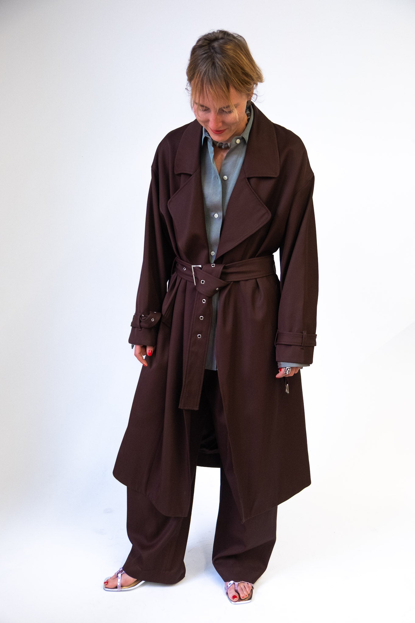 Oversize Trench in Carob