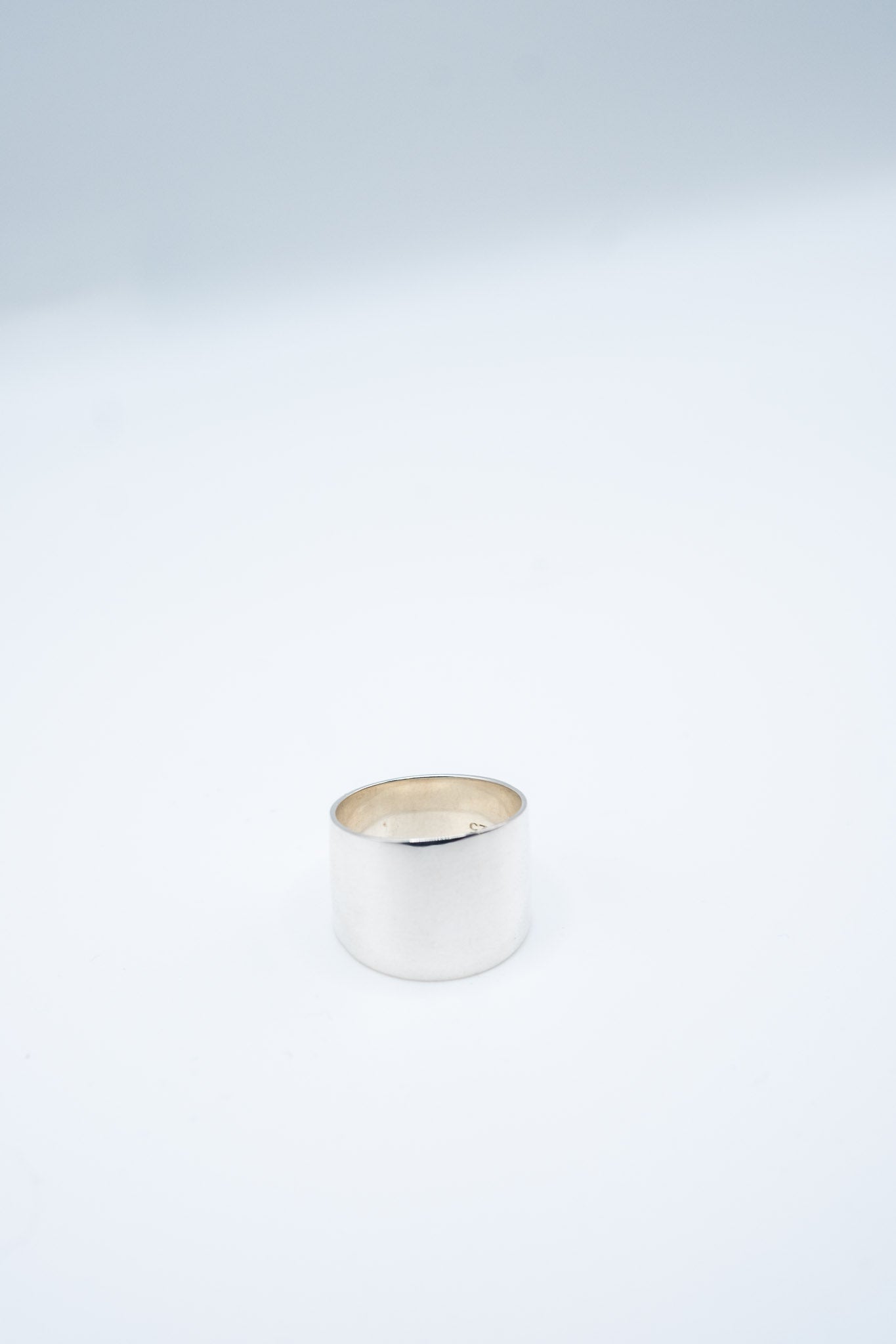 Garbo Band in Sterling Silver