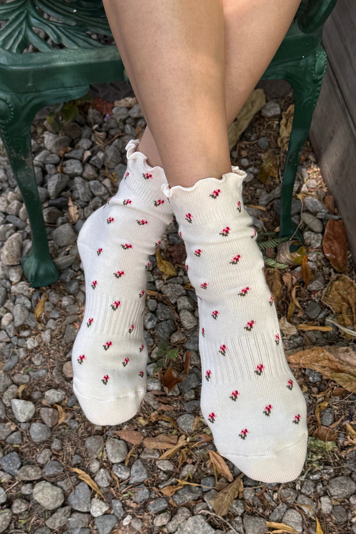 Ruffled Hugger Crew Socks in Cream Petal