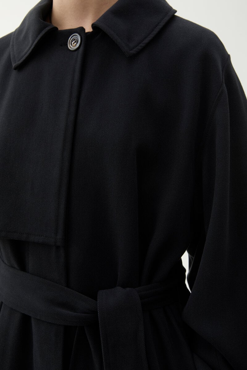 Fonda Lyocell Trench in Black