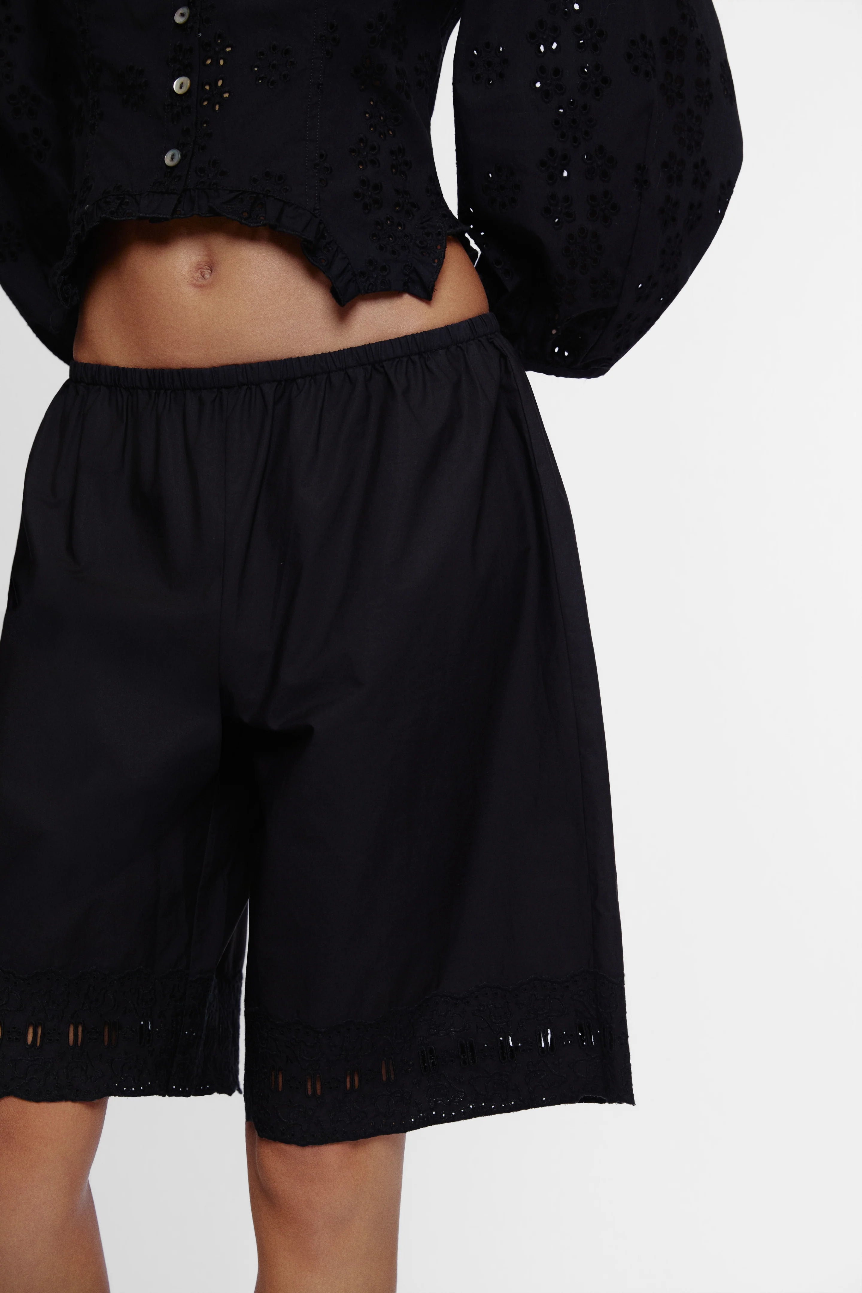 Pepita Short in Black
