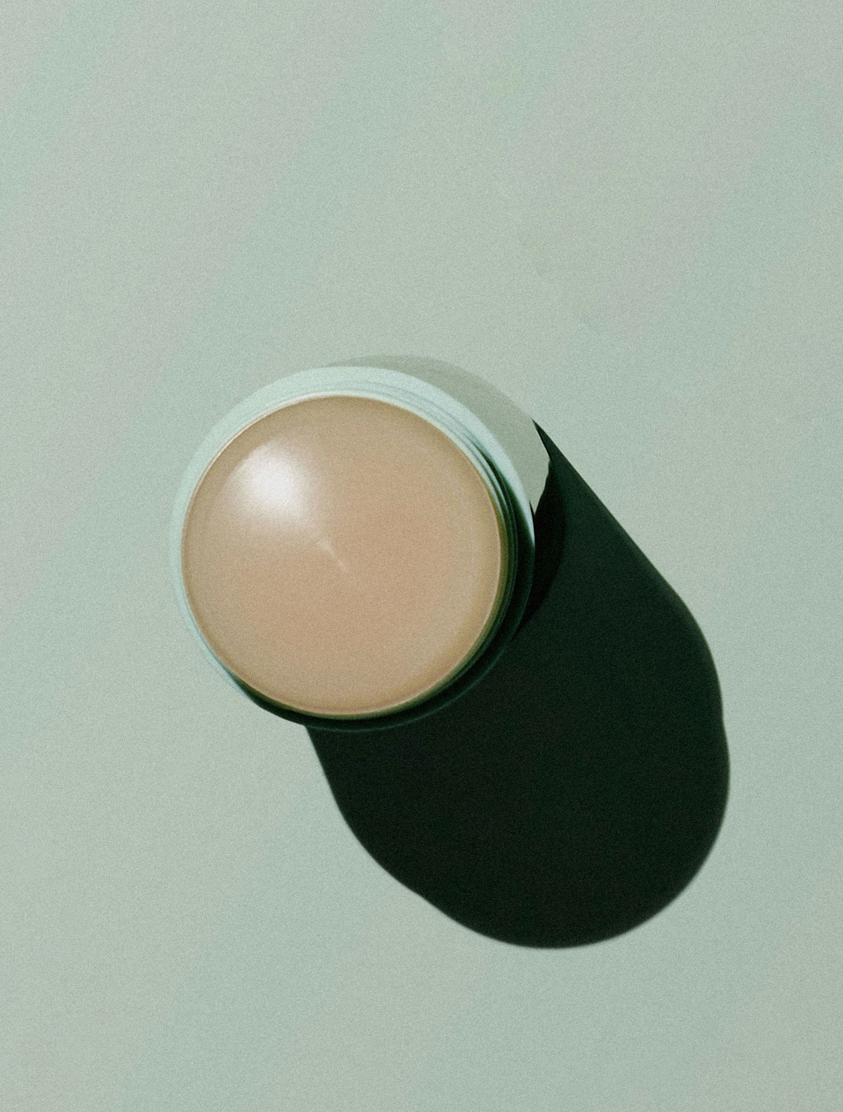 Deodorant in Third Rose