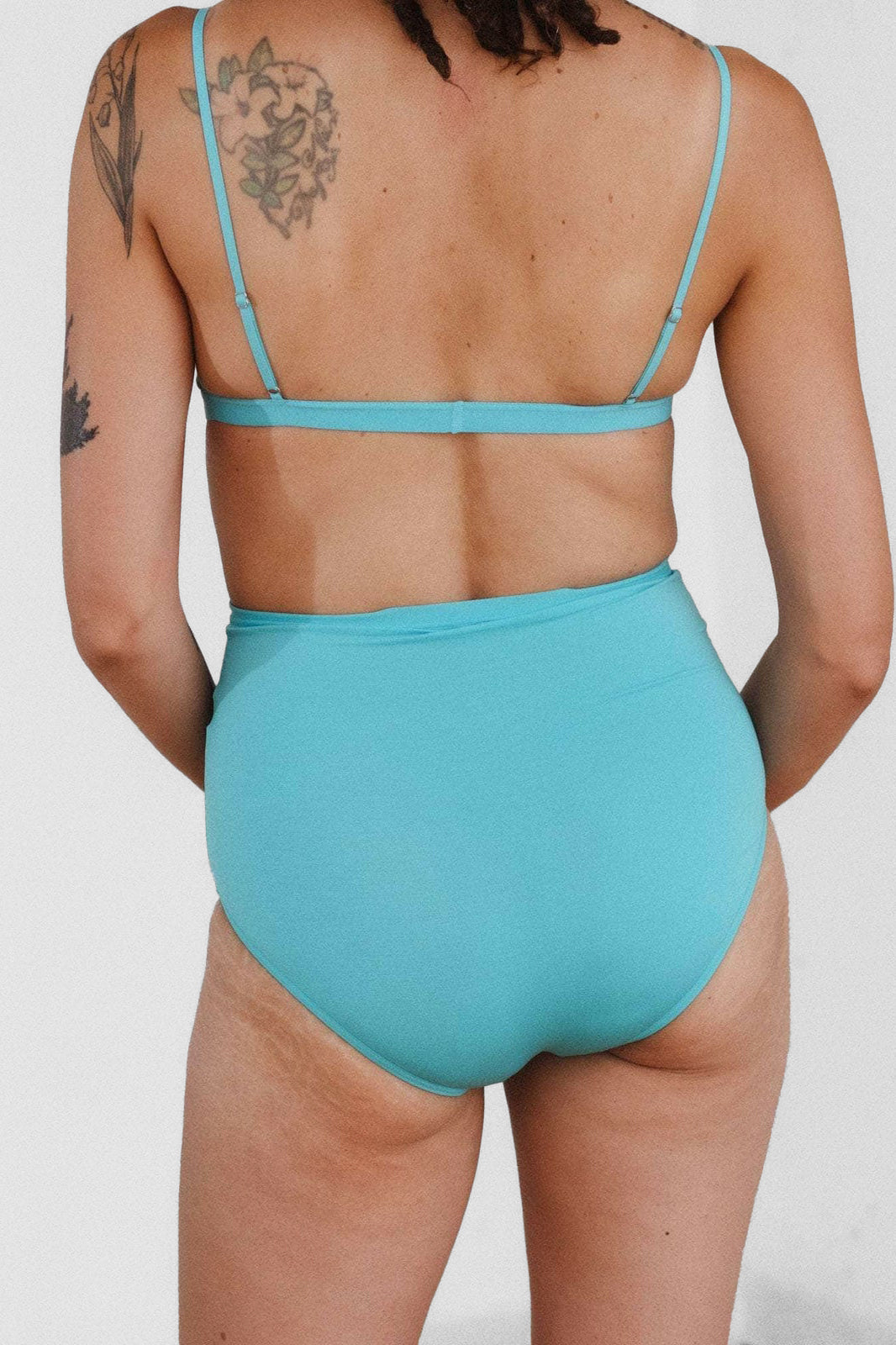 Highwaist Bell in Charles Turquoise