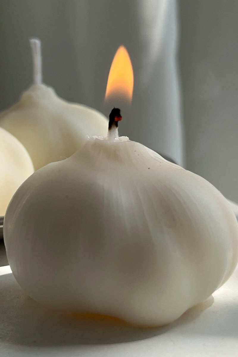 Garlic Candle