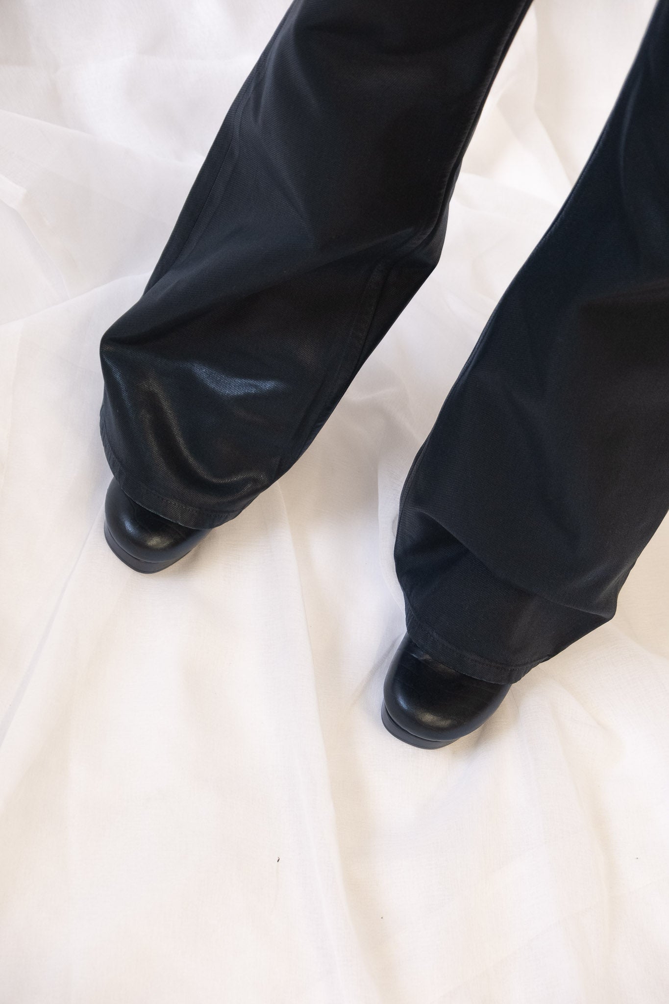 Les Deux Pant in Black Lacquer