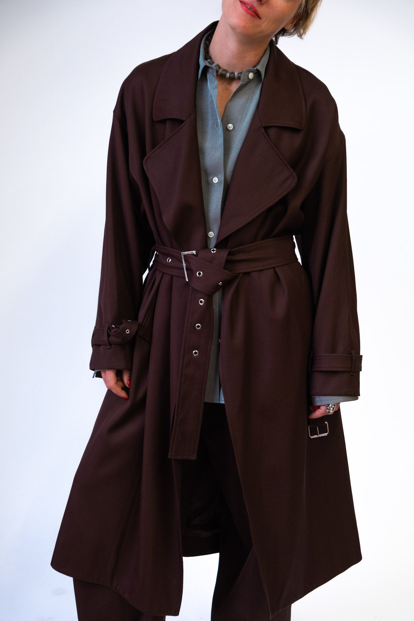 Oversize Trench in Carob