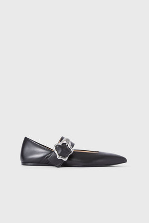  Aura Coral Flats in Black by Rodebjer