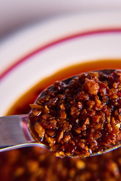 Hot Garlic Chili Crisp - Spicy