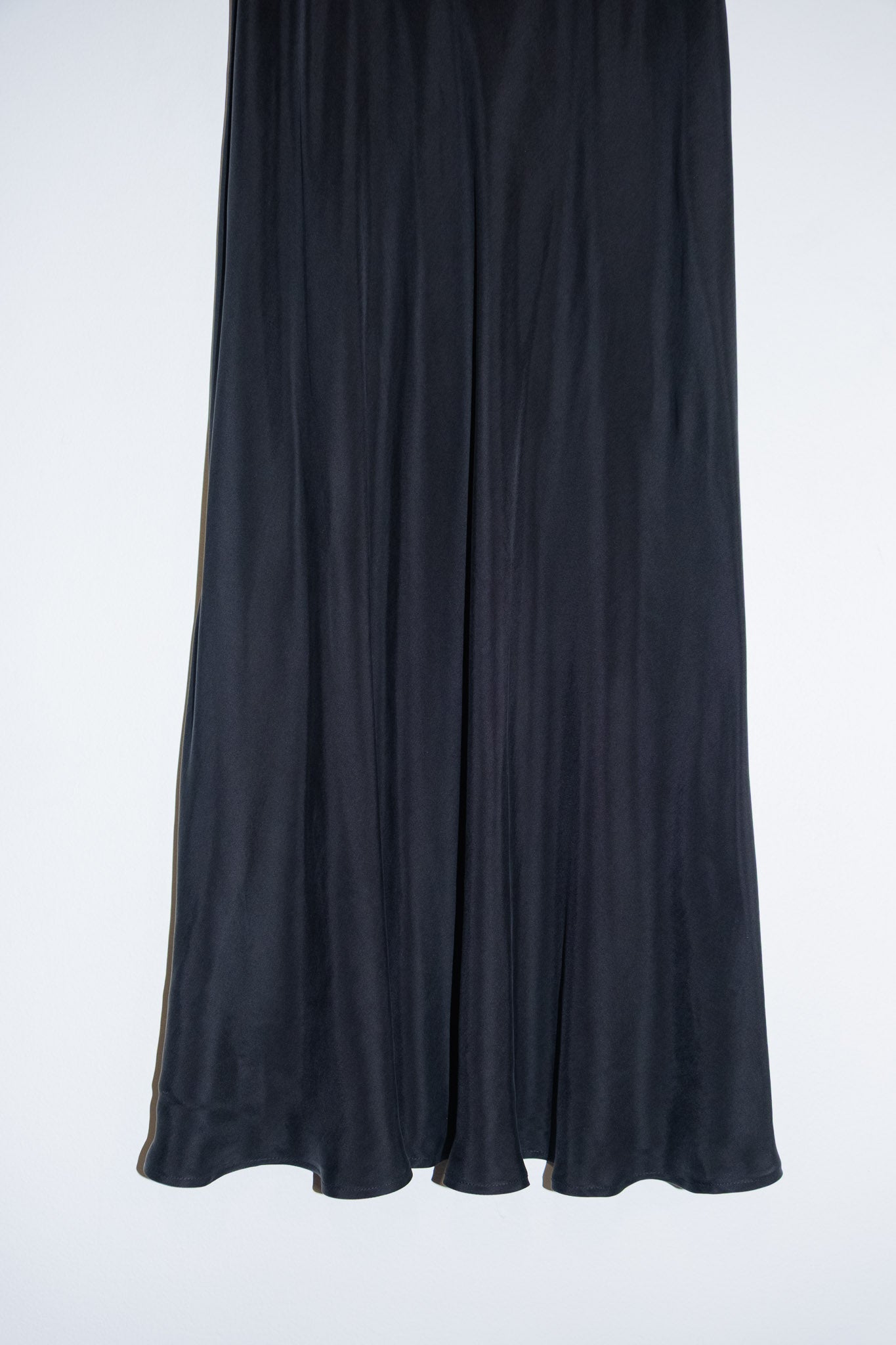 Bias Skirt in Onyx