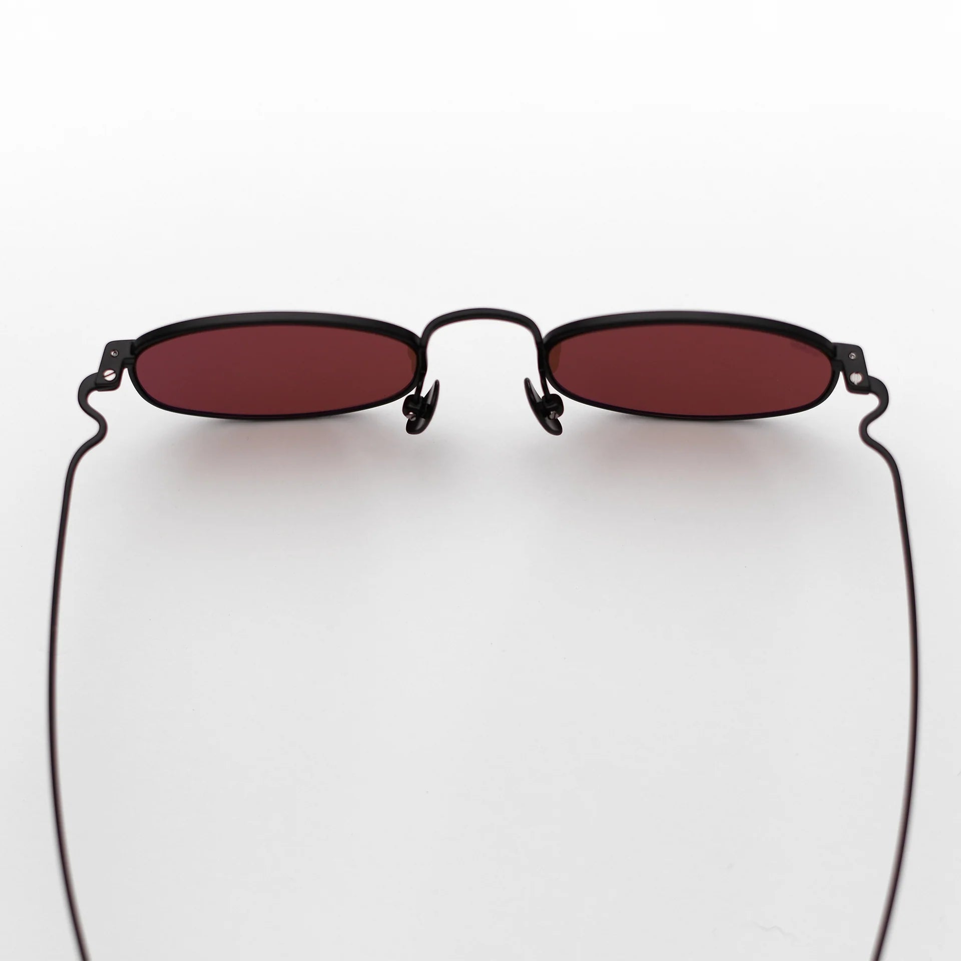 Icon in Matte Black & Burgundy
