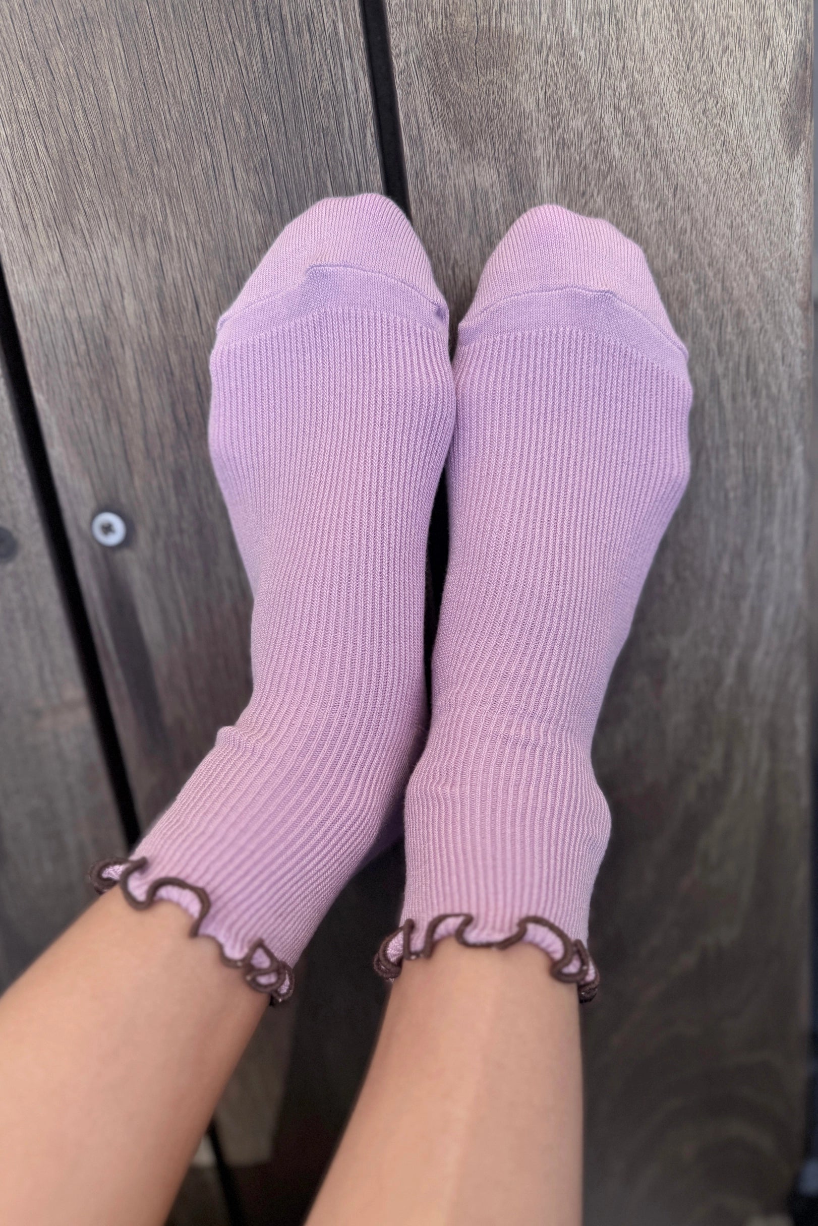 Petite Ruffled Modal Socks in Lilac & Brown