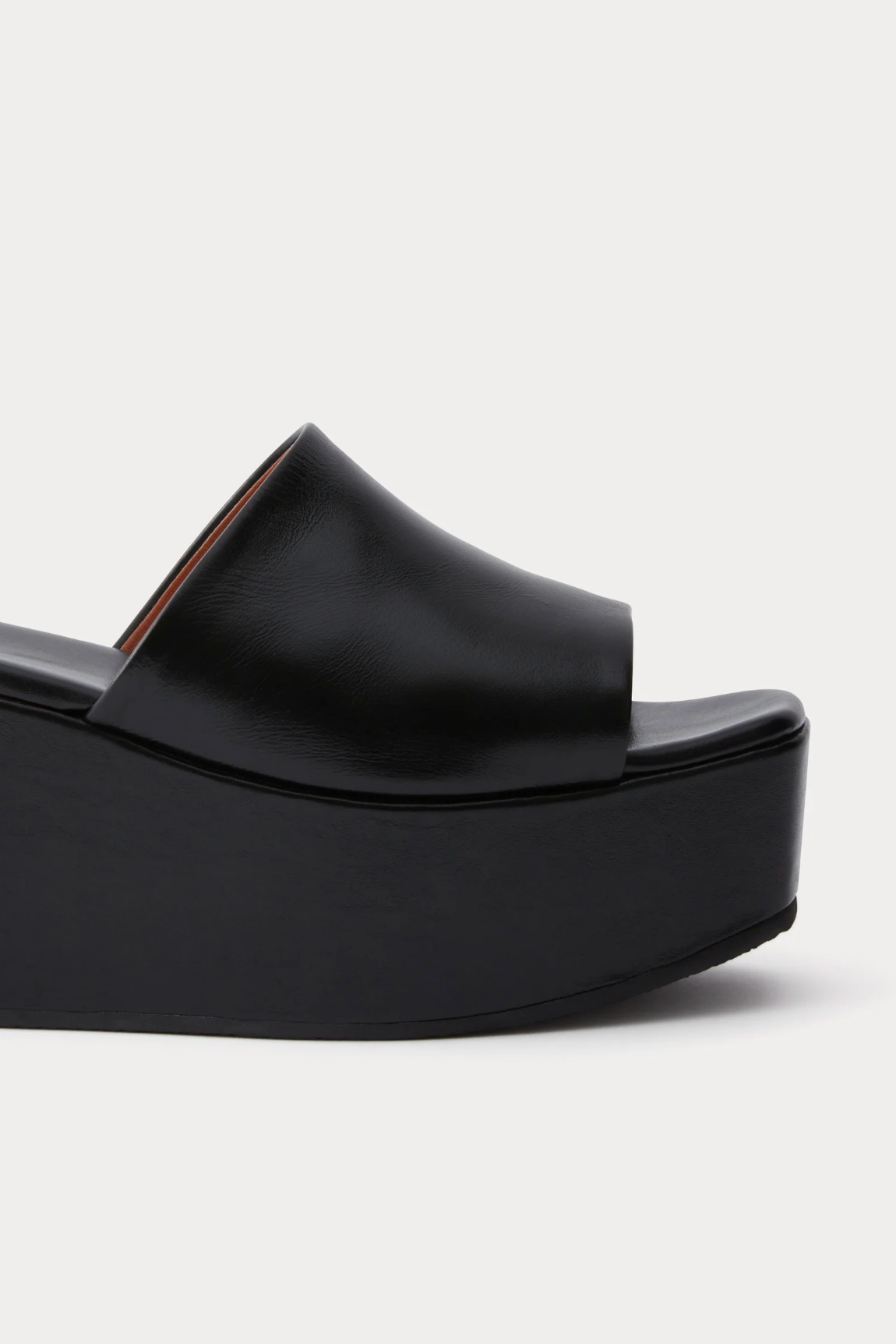 Ferow Wedge in Black Calf