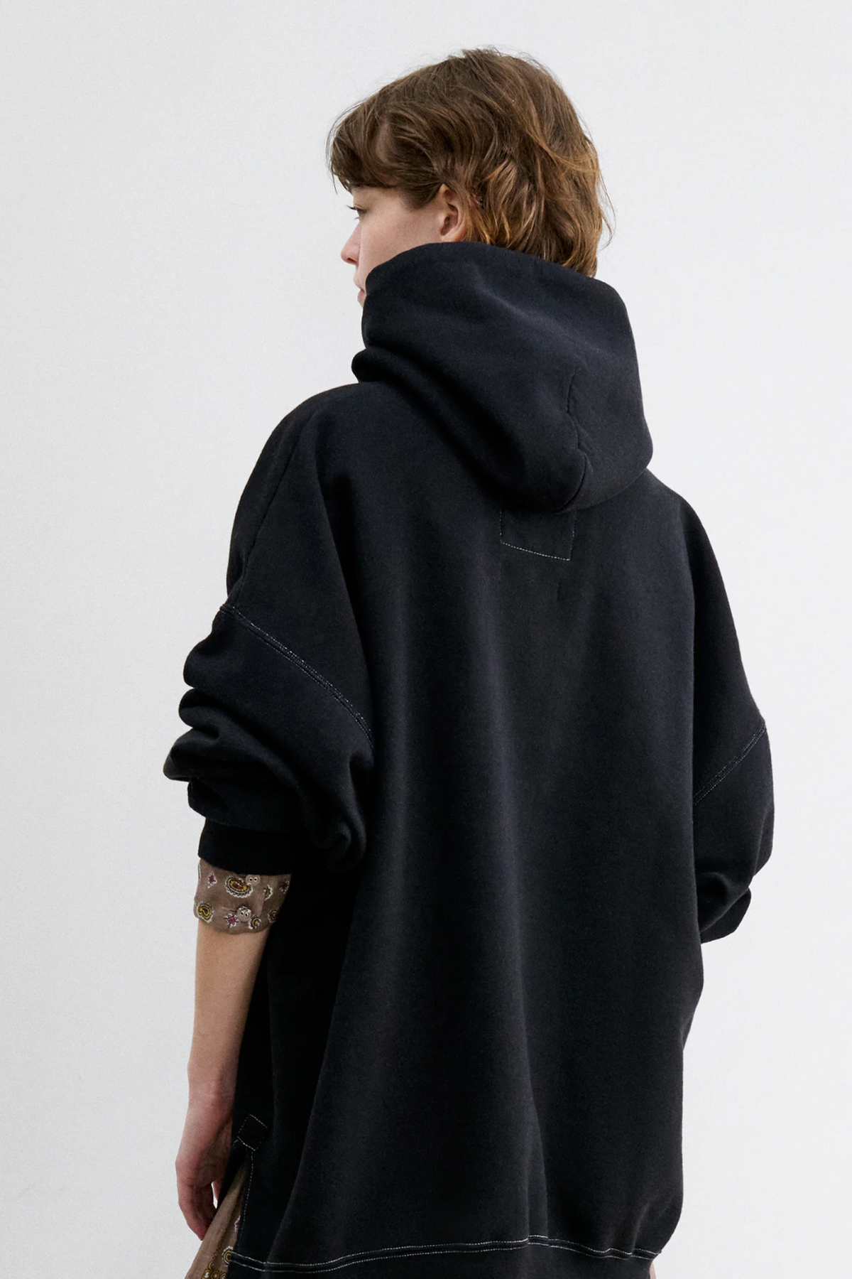 Revere Sweatshirt in Charcoal