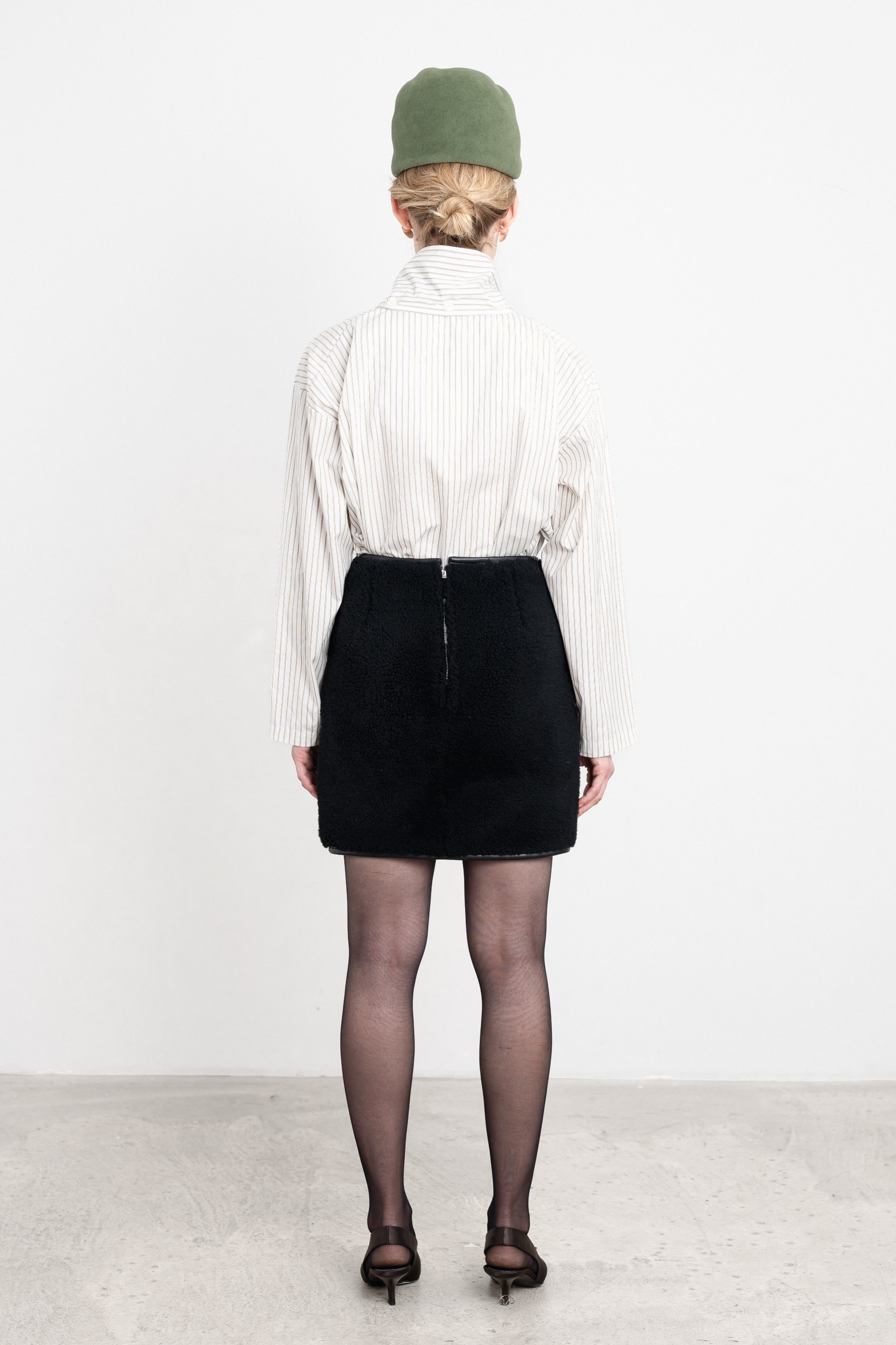 Sadie Mini Skirt in Black Leather Back Curly Hair Sheepskin