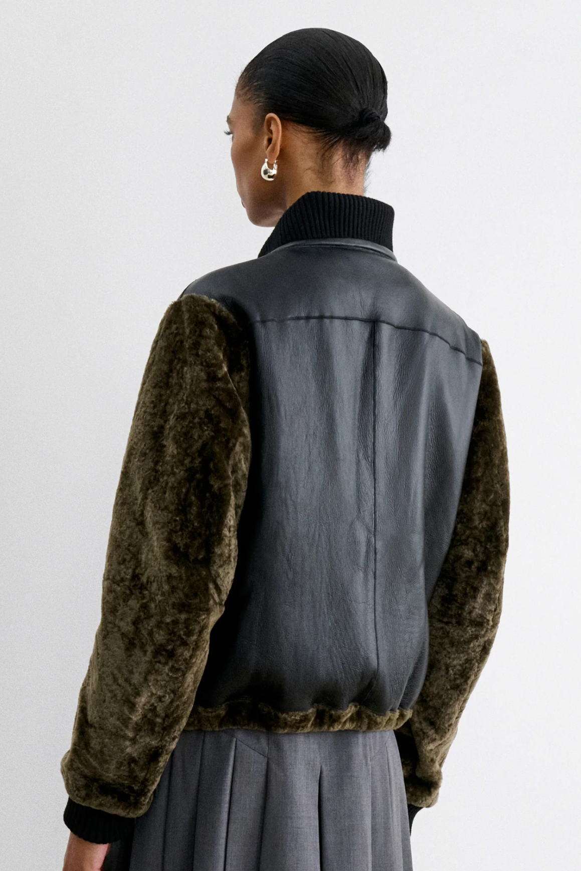 Smoke Bomber in Olive Black