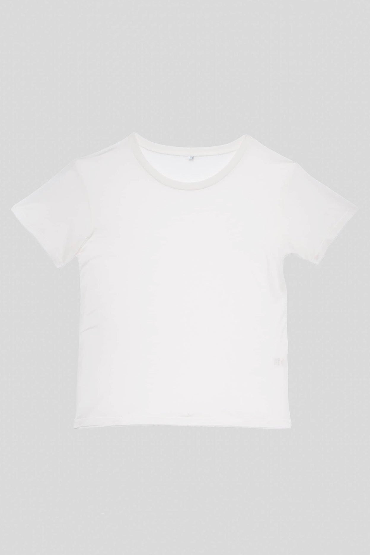 Loose Tee Shirt in Undyed by Baserange