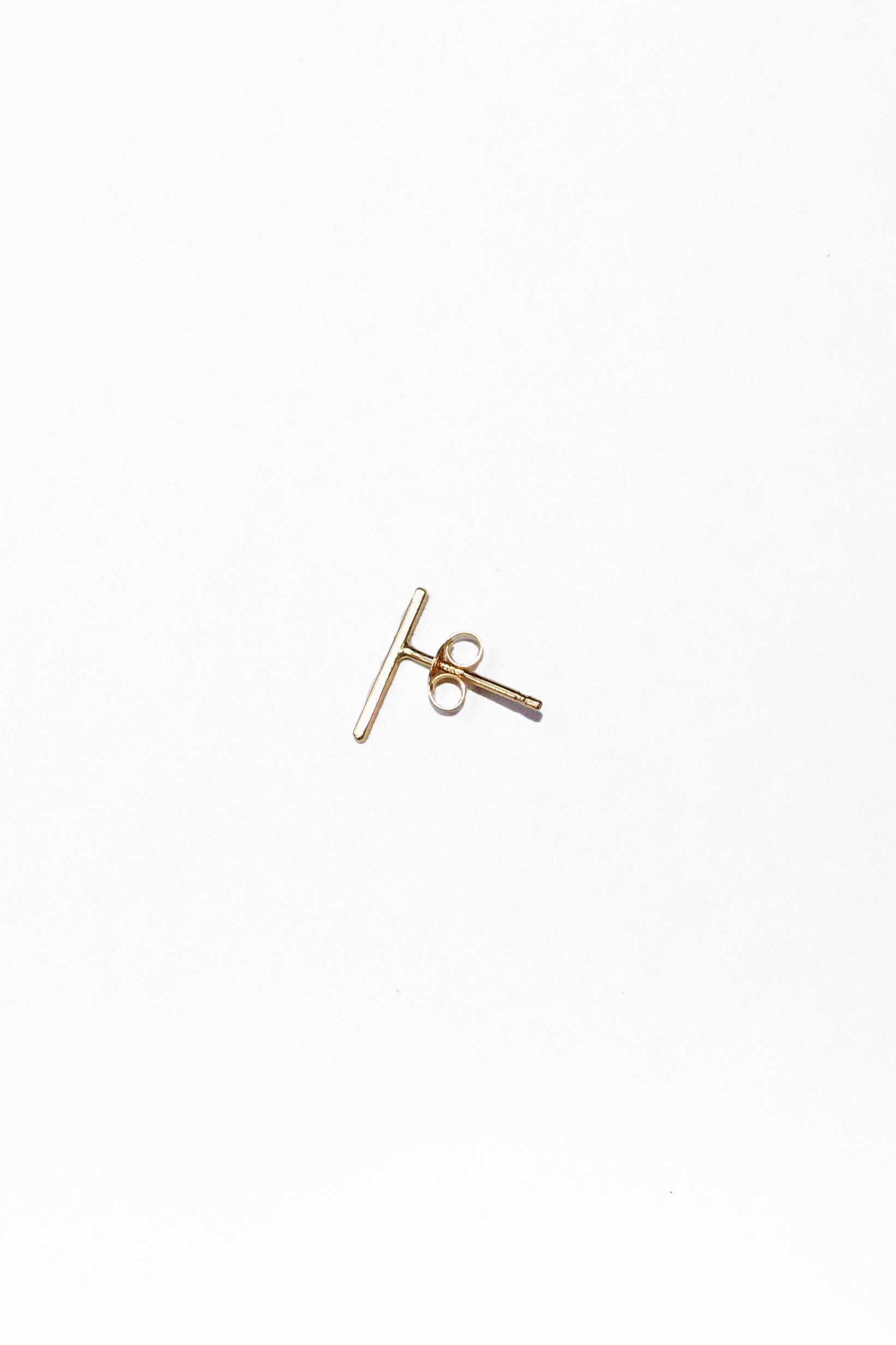 Linear Stud in Recycled 14k Gold