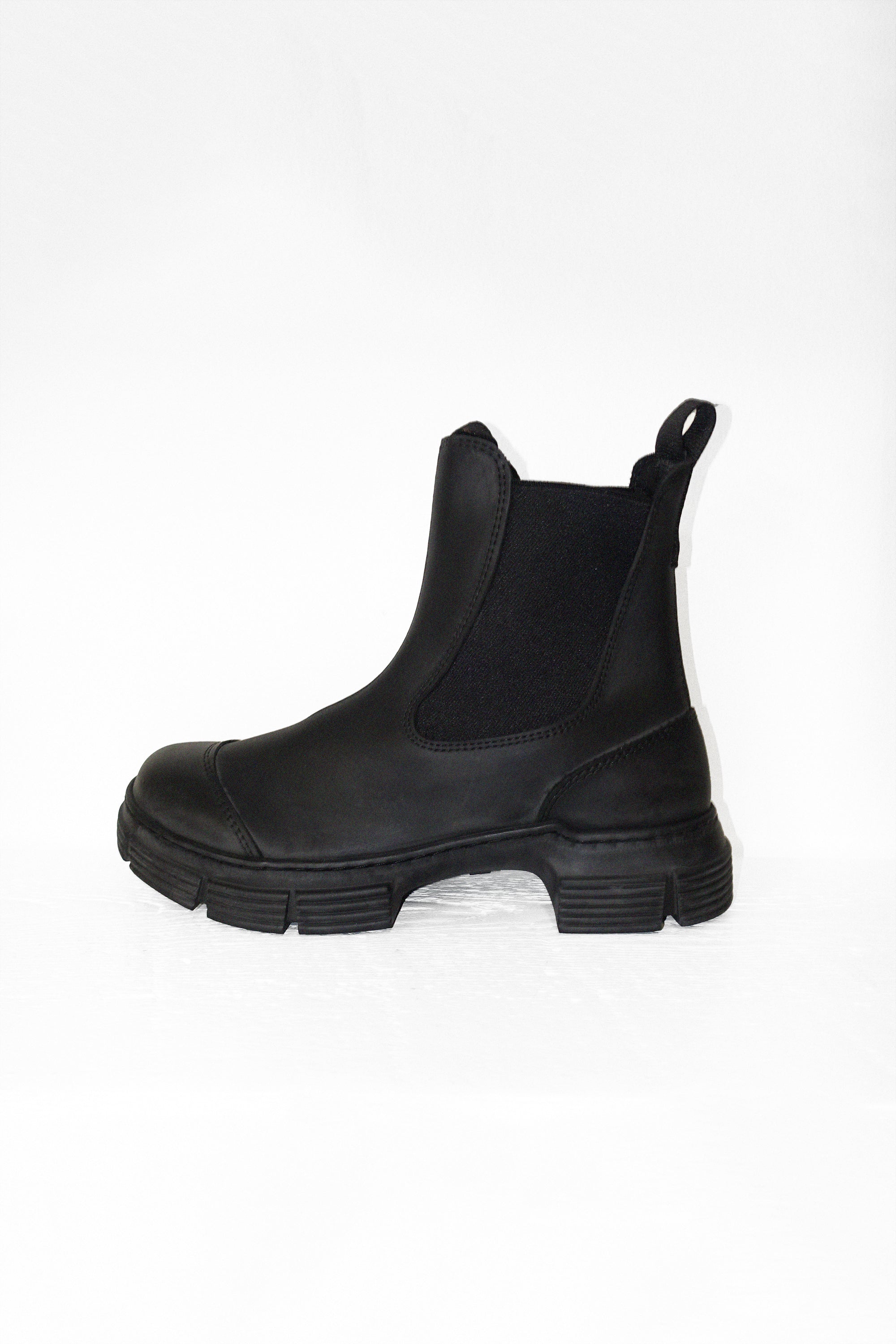 City Boot in Black Recycled Rubber